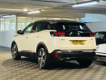 Used Peugeot 3008 2018 for sale - 76399072: Photo