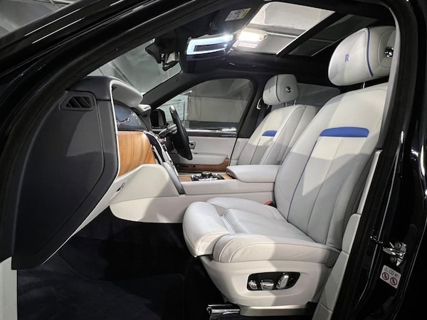 Used Rolls-Royce Cullinan 2018 for sale - 73277565: Photo 11