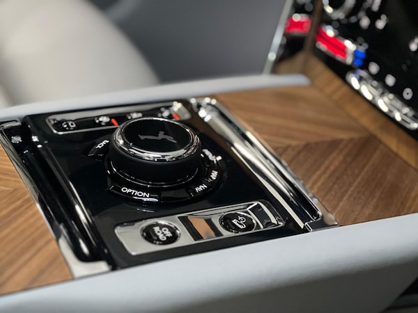 Used Rolls-Royce Cullinan 2018 for sale - 73277565: Photo 21