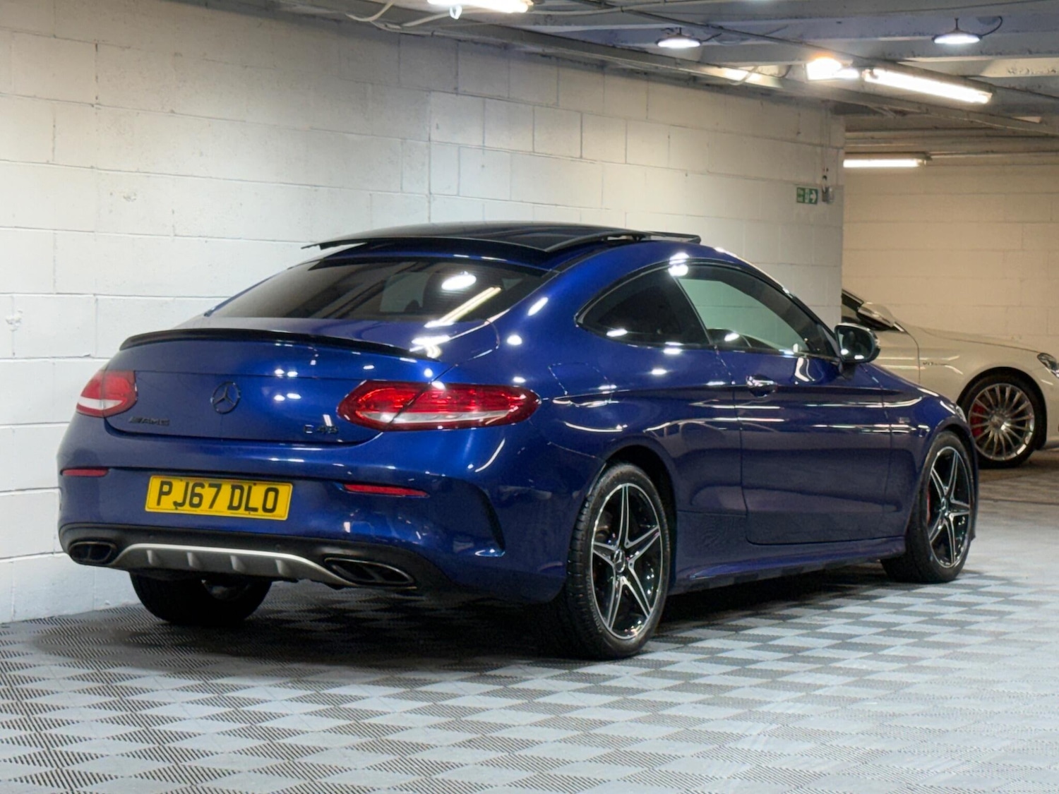 Used Mercedes-Benz C Class 2017 for sale - 77625663: Photo 5