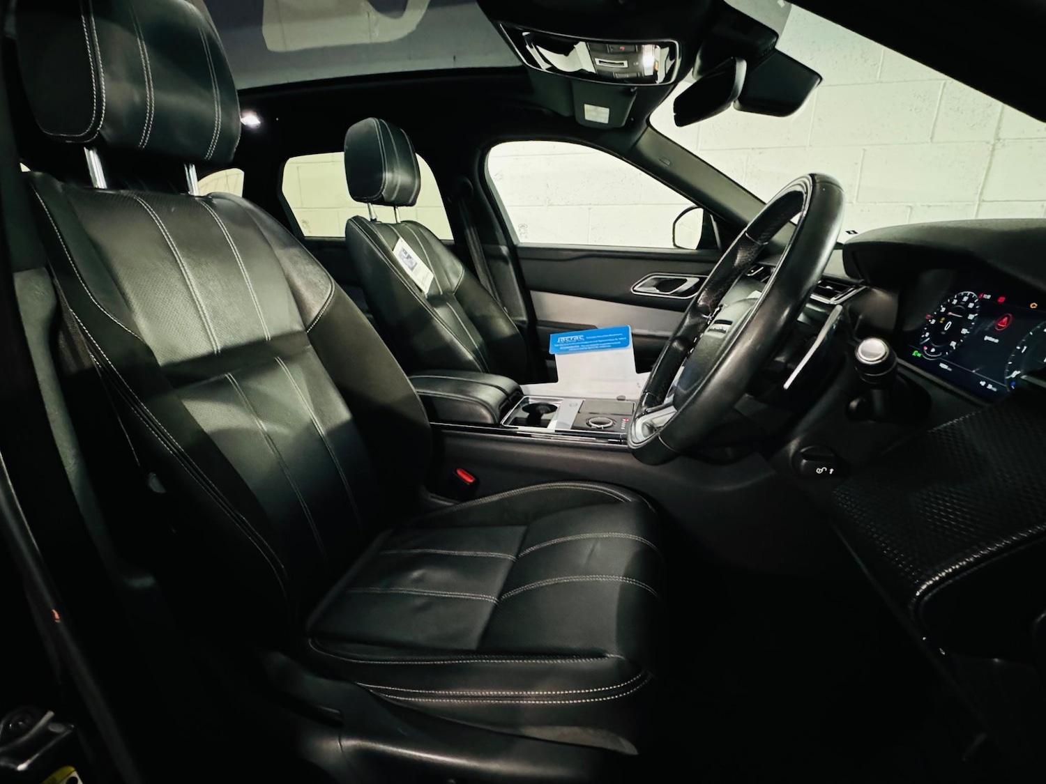 Used Land Rover Range Rover Velar 2018 for sale - 76765389: Photo 7