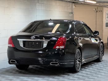 Used Toyota Crown 2012 for sale - 79613135: Photo
