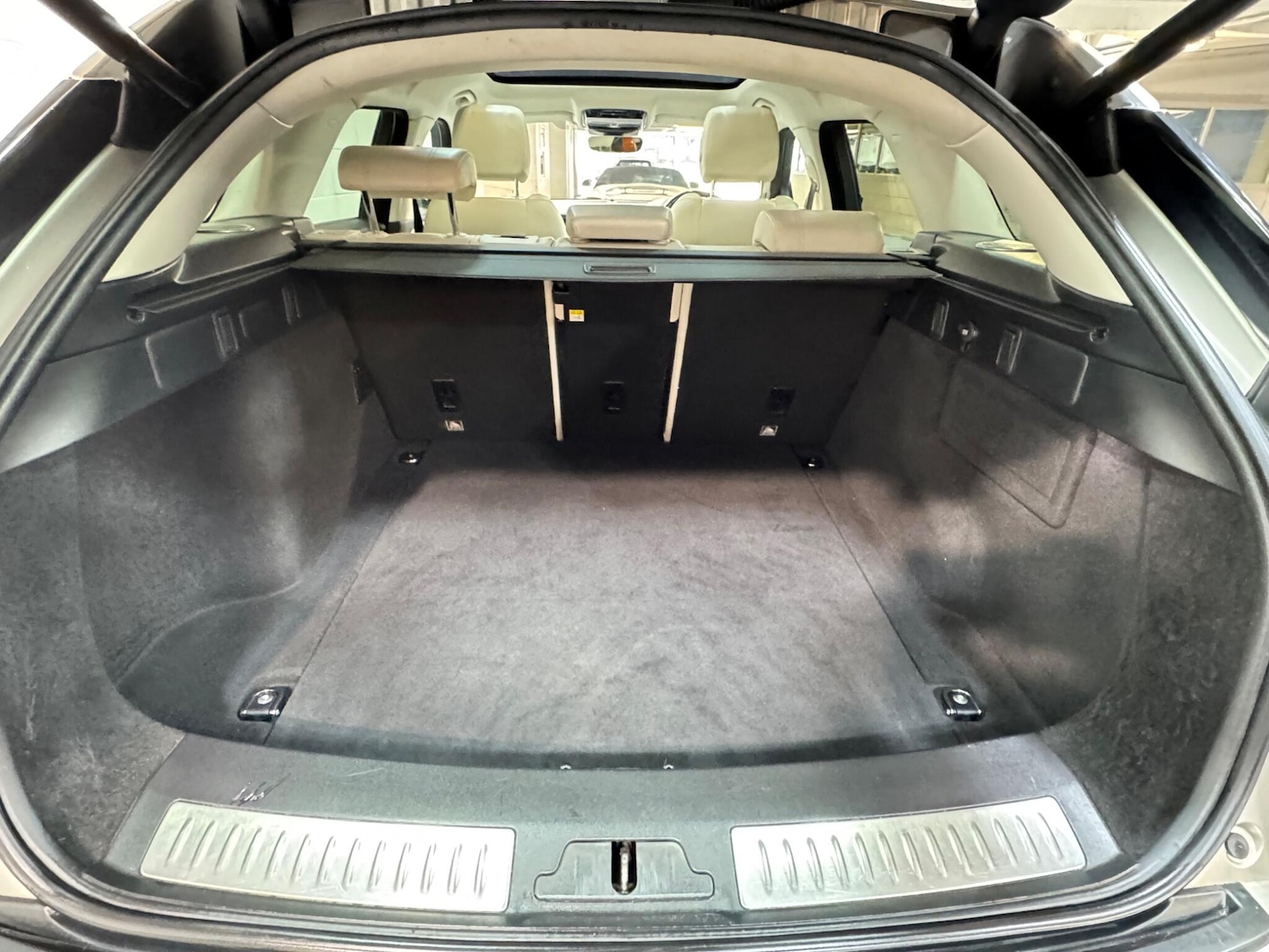 Used Land Rover Range Rover Velar 2017 for sale - 78157493: Photo 13