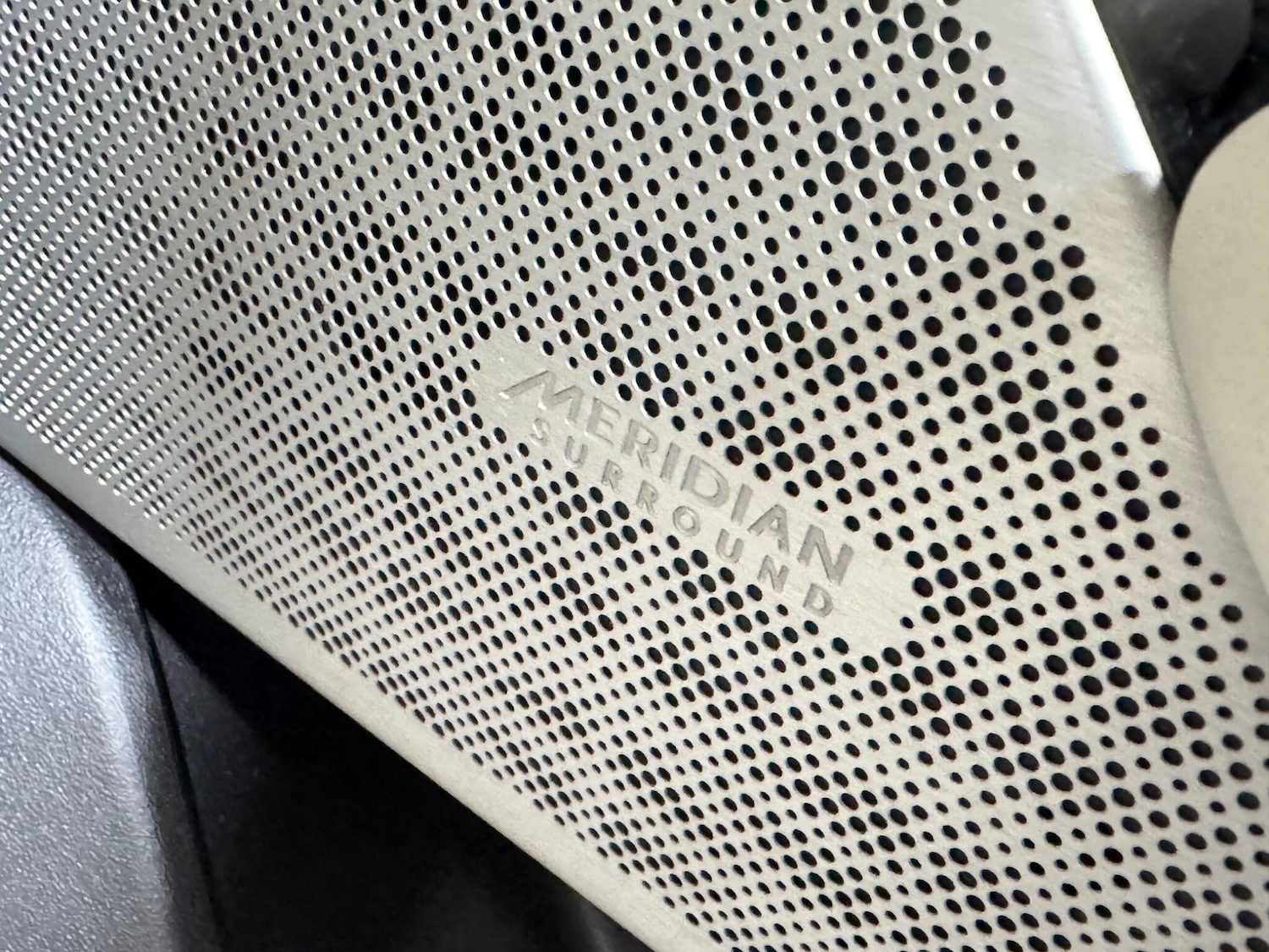 Used Land Rover Range Rover Velar 2017 for sale - 78157493: Photo 14