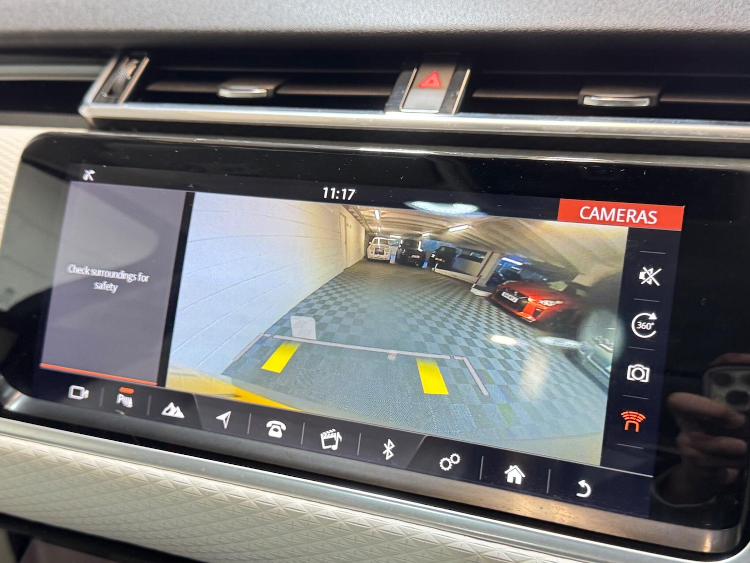 Used Land Rover Range Rover Velar 2017 for sale - 78157493: Photo 15