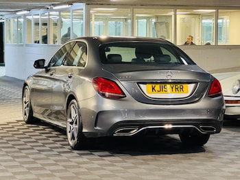 Used Mercedes-Benz C Class 2019 for sale - 77144313: Photo