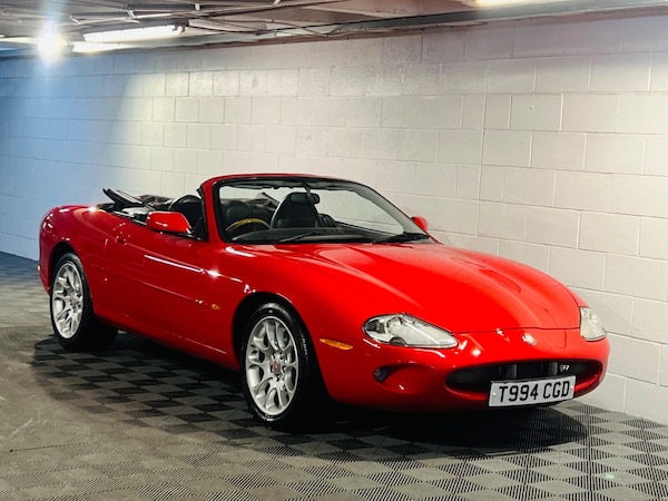 Used Jaguar XKR 1999 for sale - 73133517: Photo 1