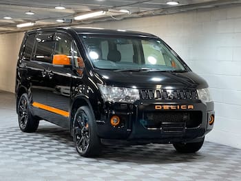 Used Mitsubishi Delica 2017 for sale - 79576412: Photo