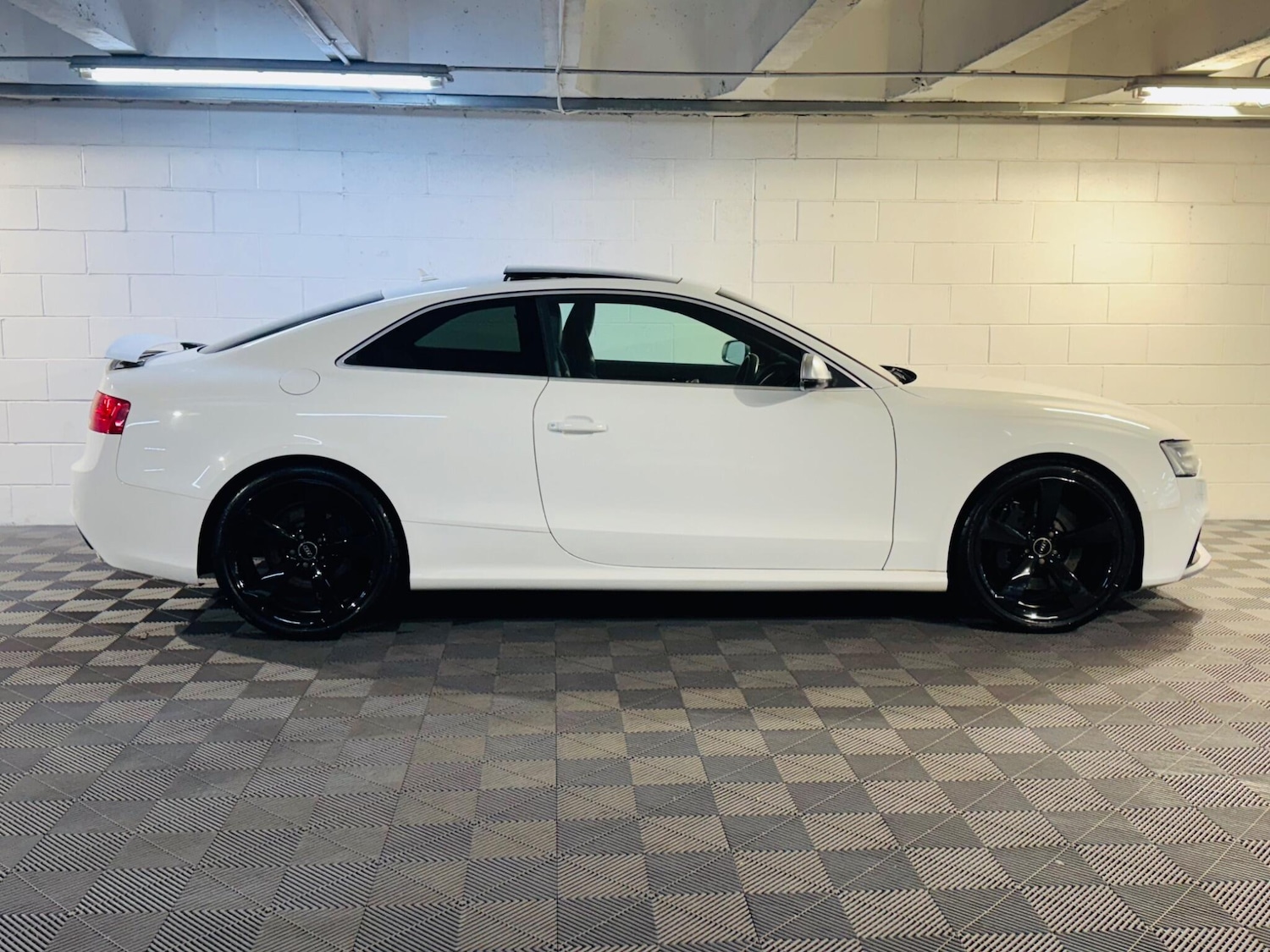 Used Audi RS5 2012 for sale - 77049671: Photo 5