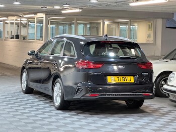 Used Kia Ceed 2022 for sale - 77455006: Photo