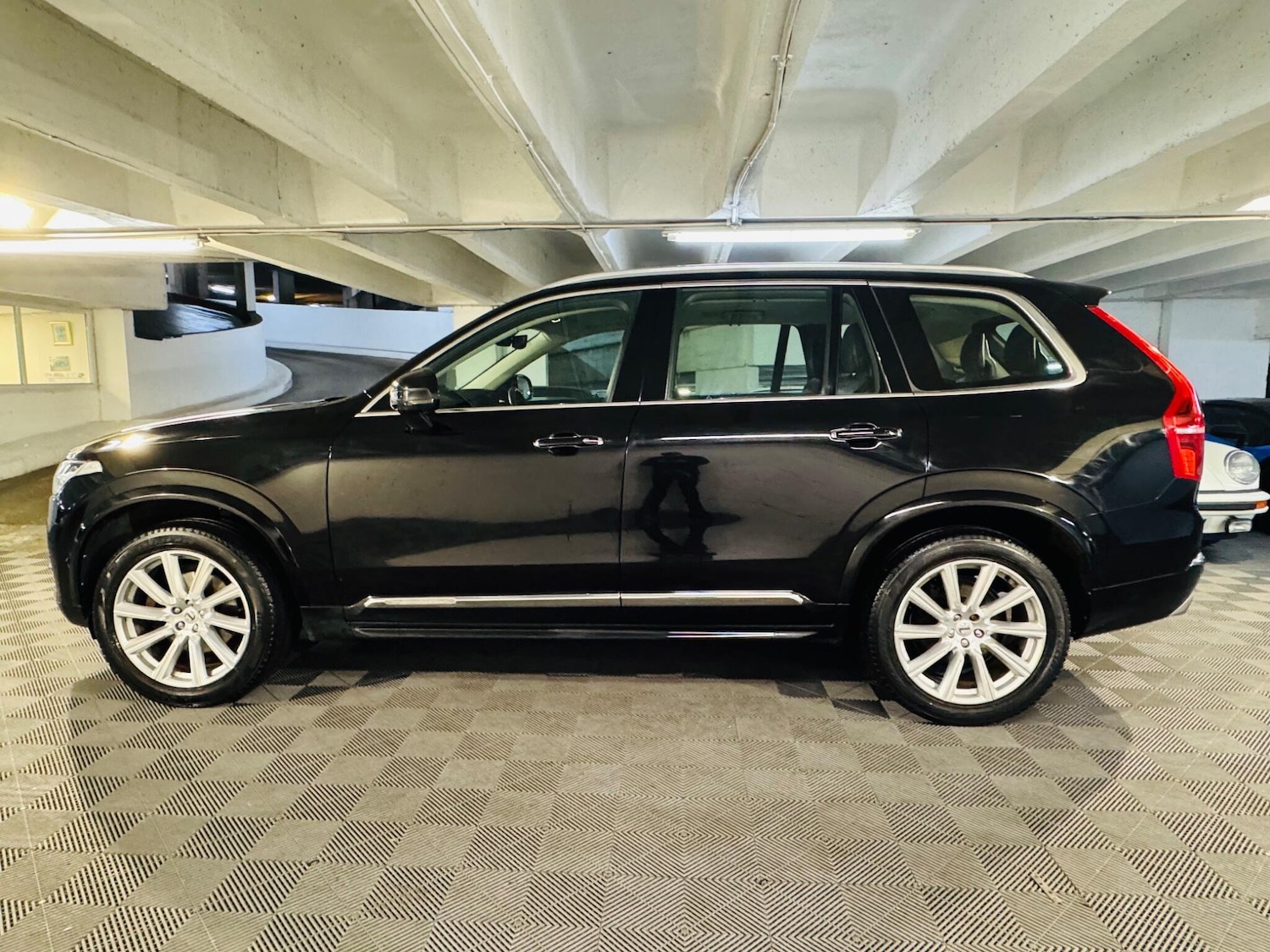 Used Volvo XC90 2017 for sale - 76701657: Photo 2