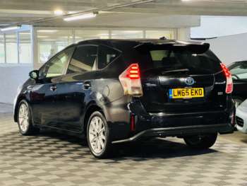 Used Toyota Prius+ 2015 for sale - 74690925: Photo