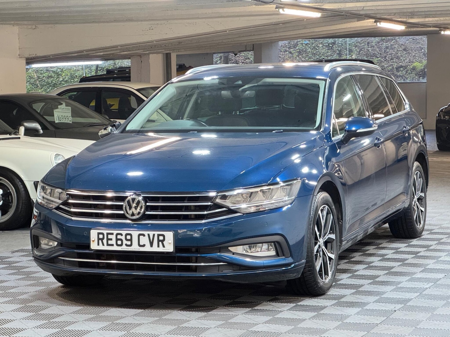 Used Volkswagen Passat 2019 for sale - 77768561: Photo 2