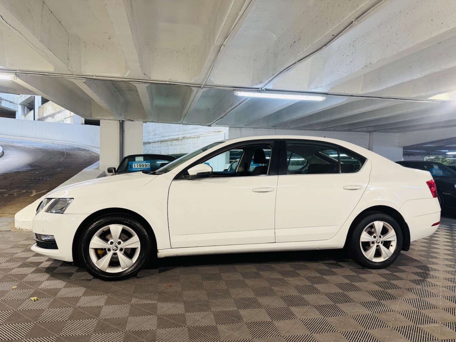 Used Skoda Octavia 2019 for sale - 75953988: Photo 2