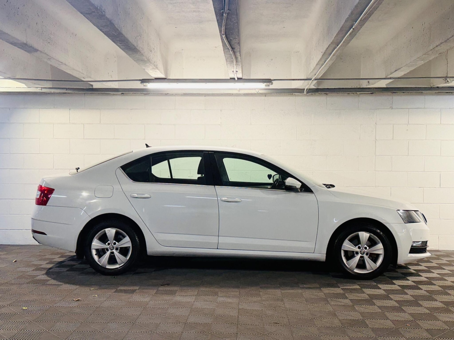 Used Skoda Octavia 2019 for sale - 75953988: Photo 5