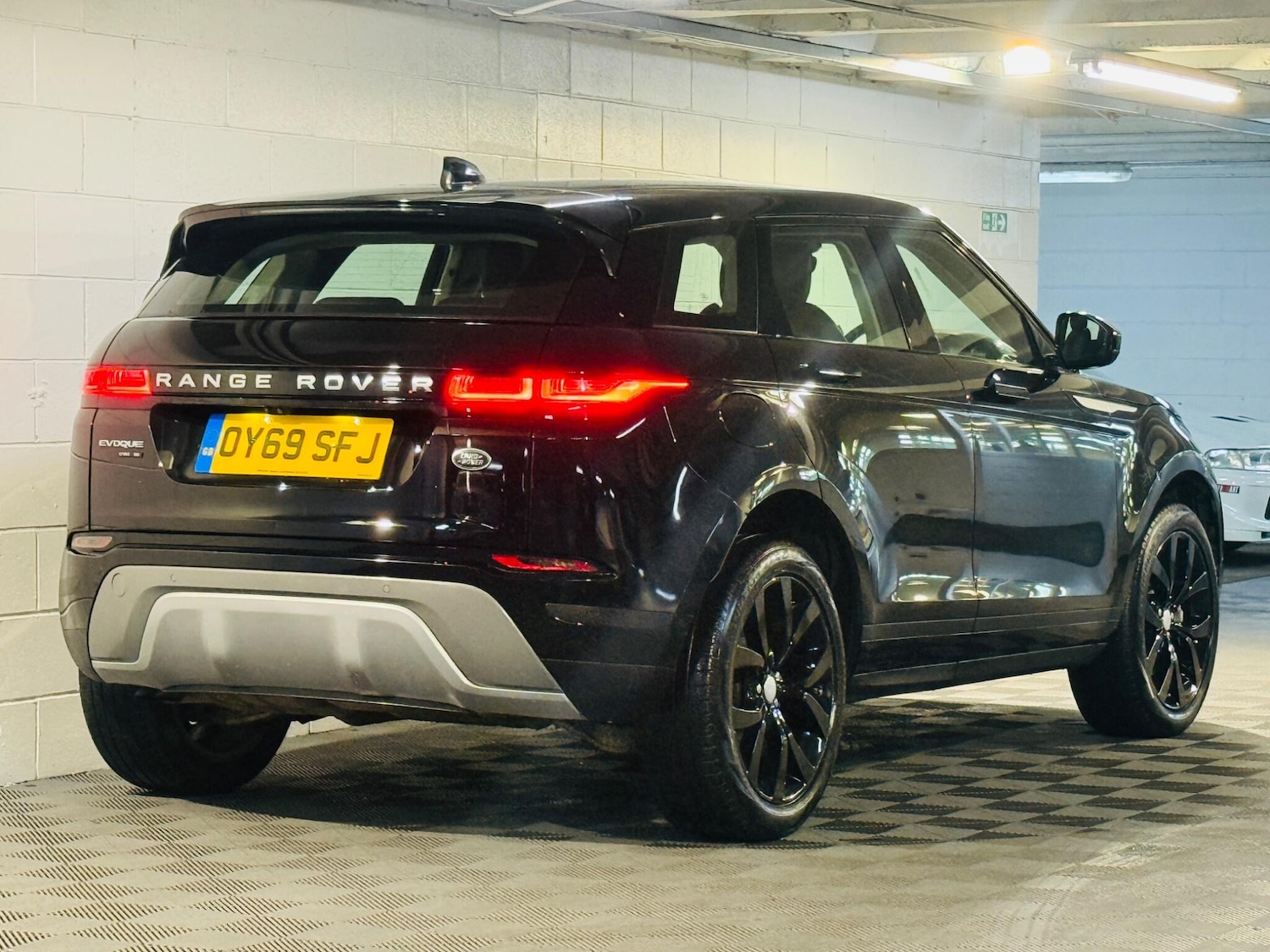 Used Land Rover Range Rover Evoque 2019 for sale - 76991388: Photo 4