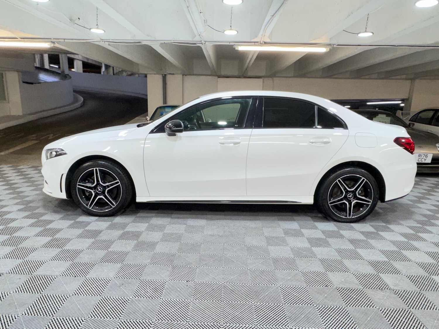 Used Mercedes-Benz A-Class 2022 for sale - 77722940: Photo 2