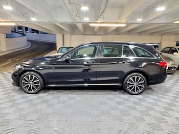 Used Mercedes-Benz C Class 2019 for sale - 77783171: Photo