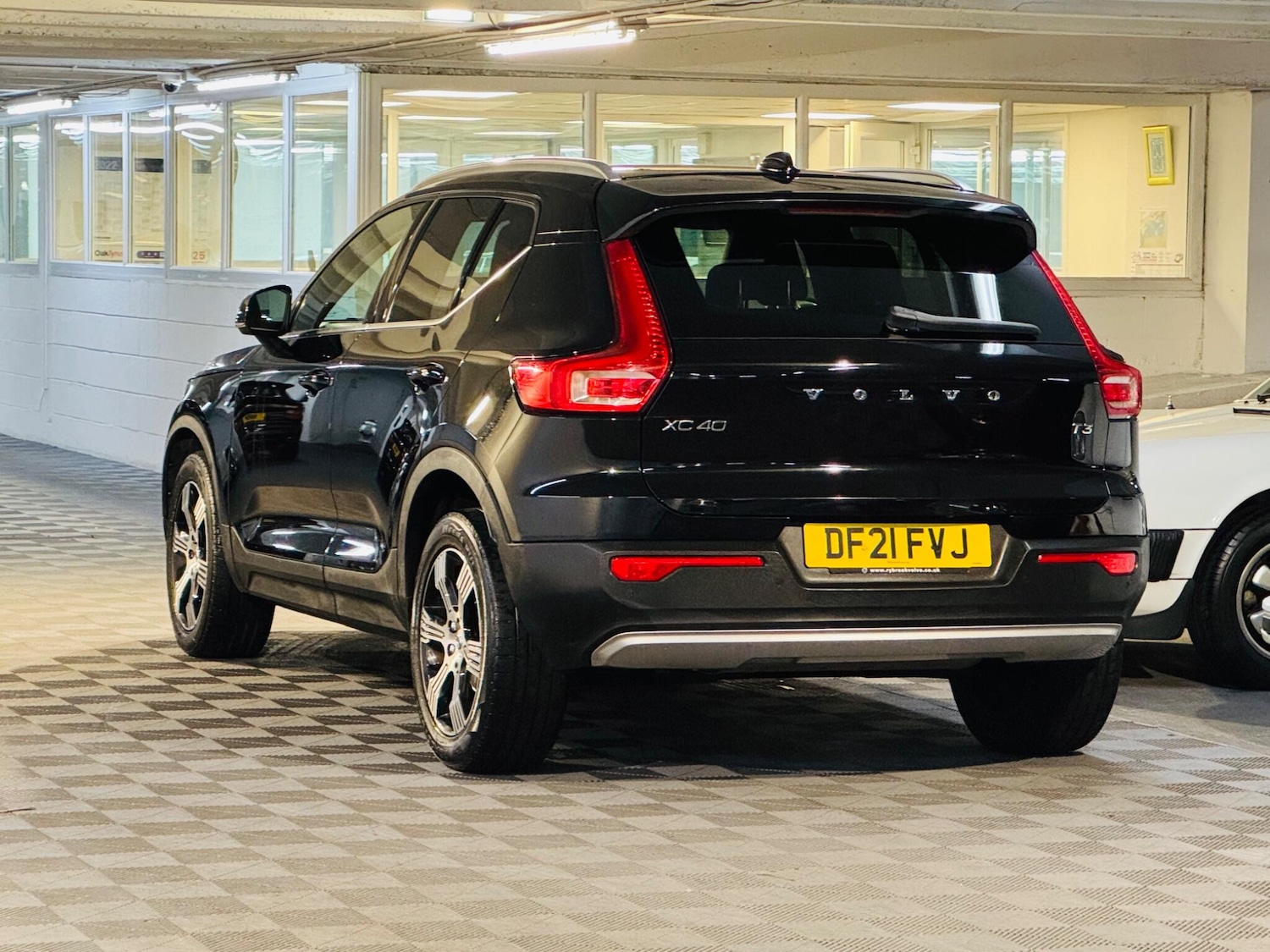 Used Volvo XC40 2021 for sale - 77081381: Photo 3