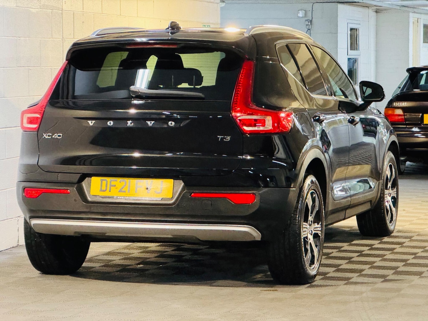 Used Volvo XC40 2021 for sale - 77081381: Photo 4