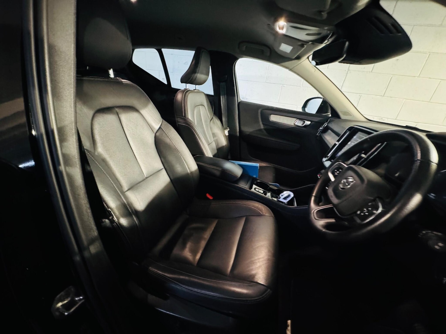 Used Volvo XC40 2021 for sale - 77081381: Photo 7