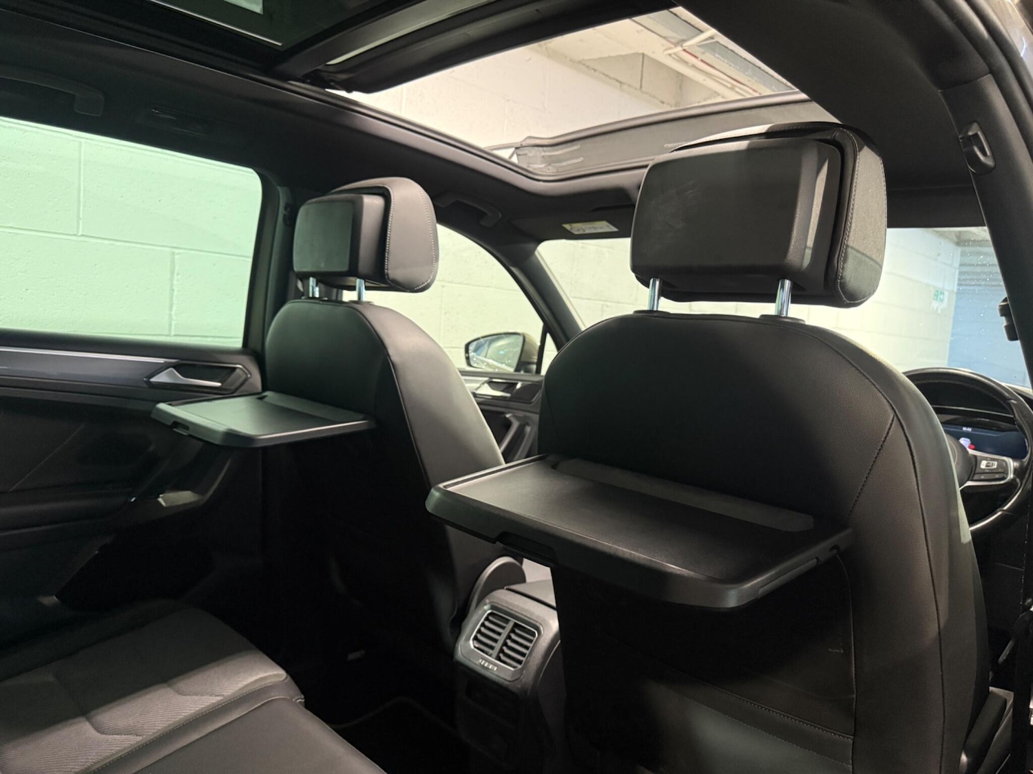 Used Volkswagen Tiguan 2017 for sale - 76989460: Photo 10