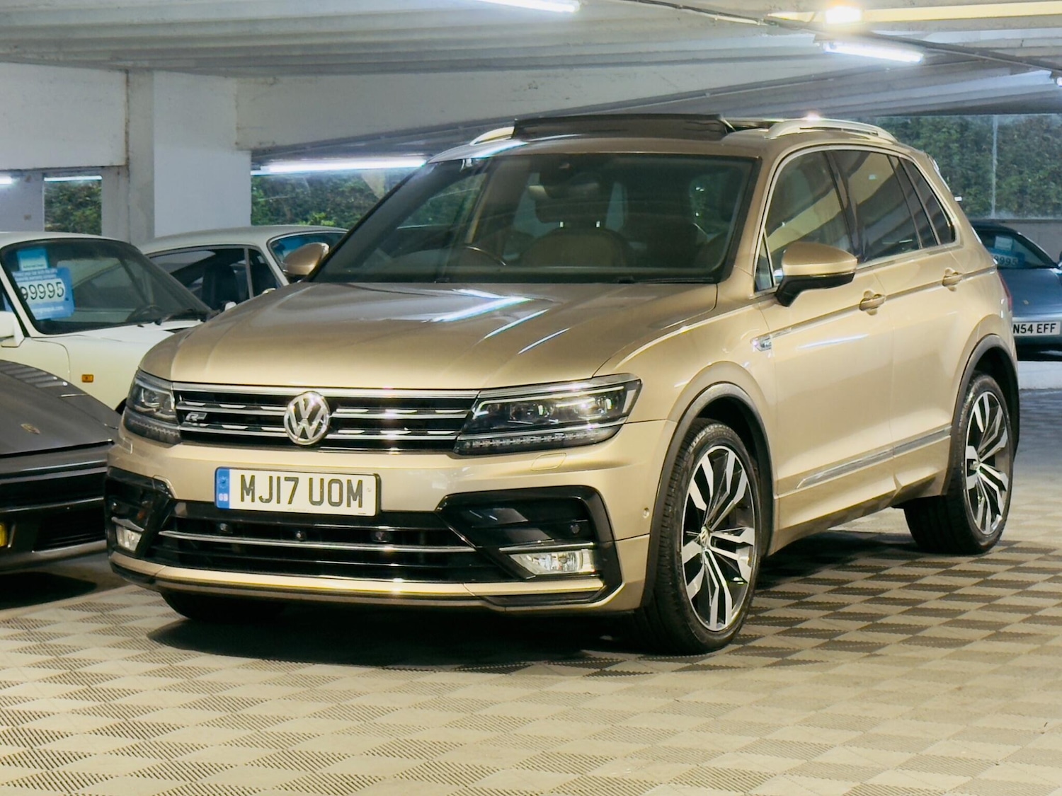 Used Volkswagen Tiguan 2017 for sale - 76989460: Photo 6