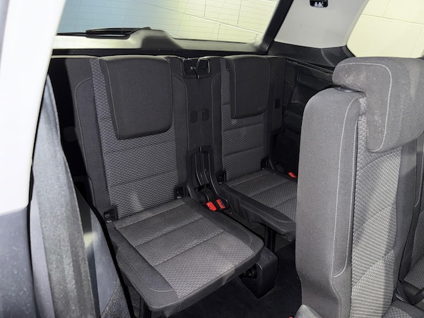 Used Volkswagen Touran 2016 for sale - 75350837: Photo 12