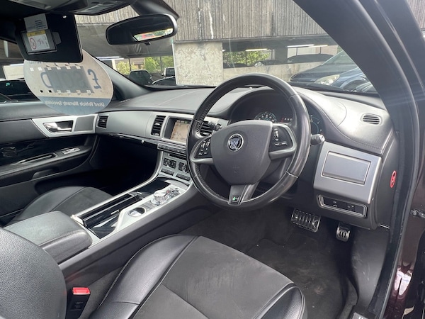 Used Jaguar XF 2013 for sale - 74690807: Photo 8