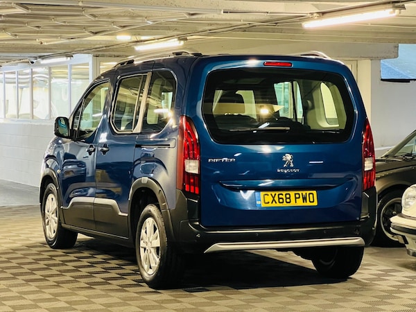 Used Peugeot Rifter 2018 for sale - 73133241: Photo 3