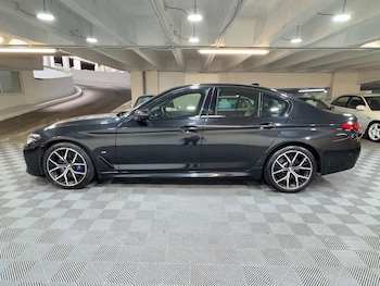 Used BMW 5 Series 2020 for sale - 77824317: Photo