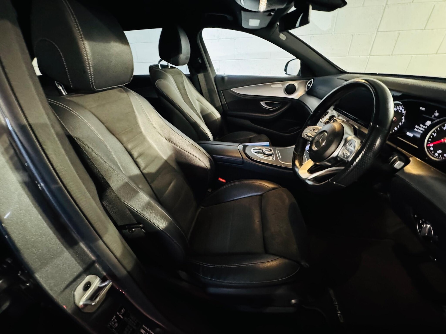 Used Mercedes-Benz E Class 2019 for sale - 76913194: Photo 7