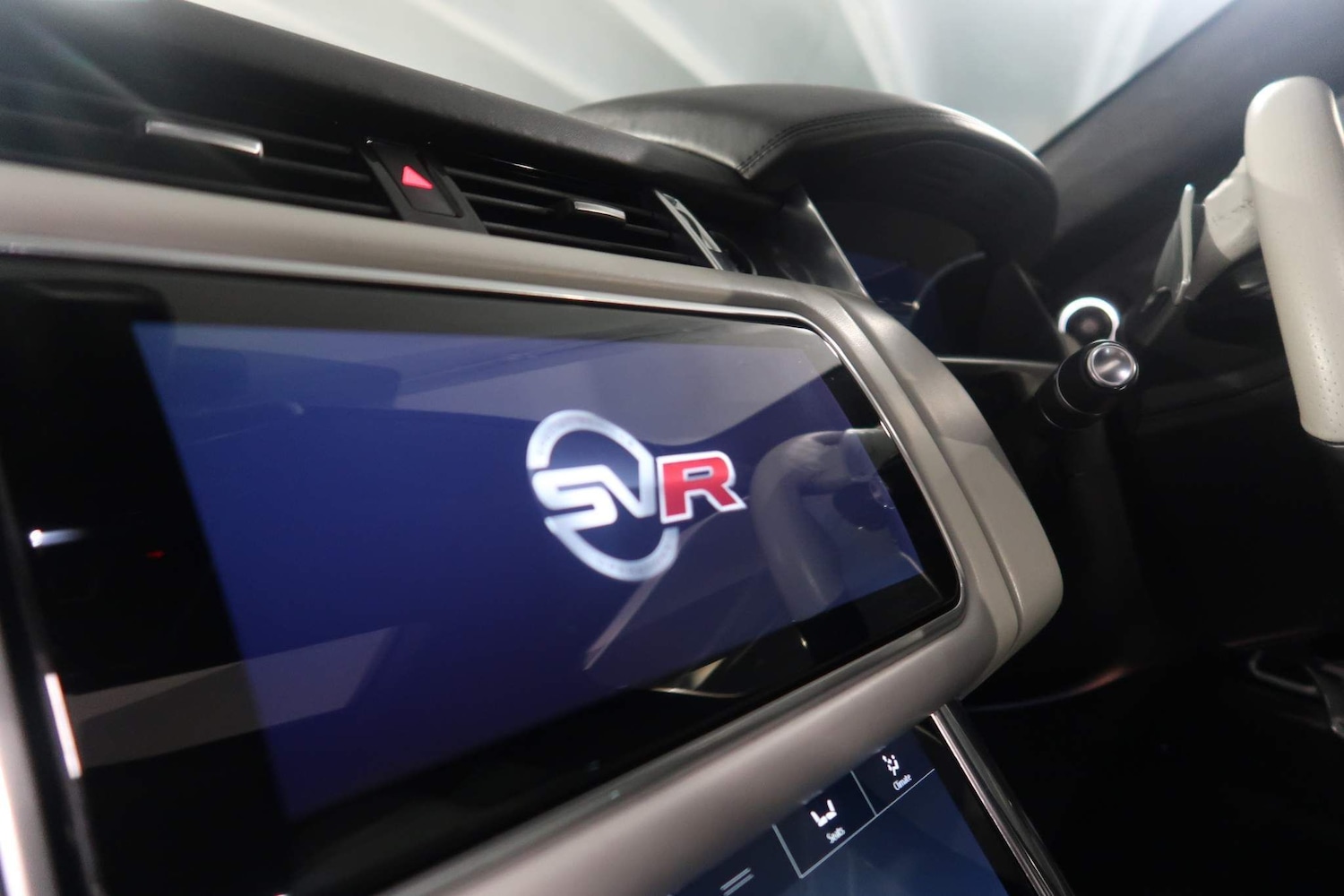 Used Land Rover Range Rover Sport 2018 for sale - 76988258: Photo 28