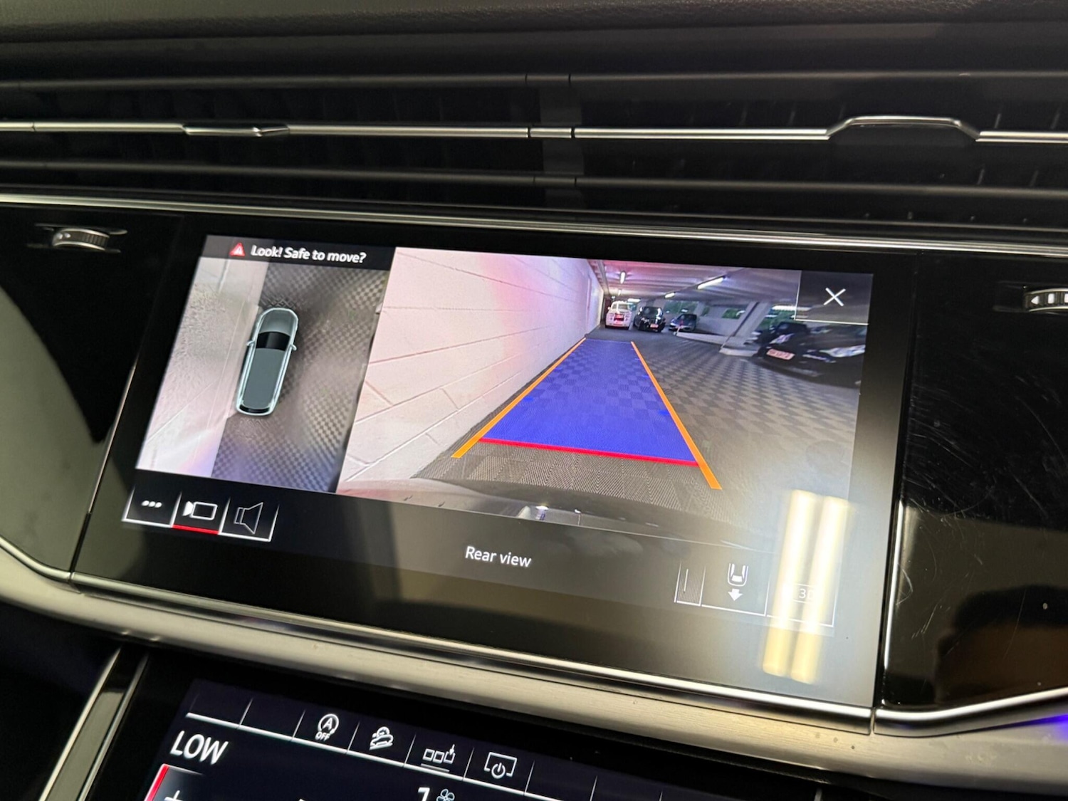 Used Audi Q7 2019 for sale - 76995001: Photo 16