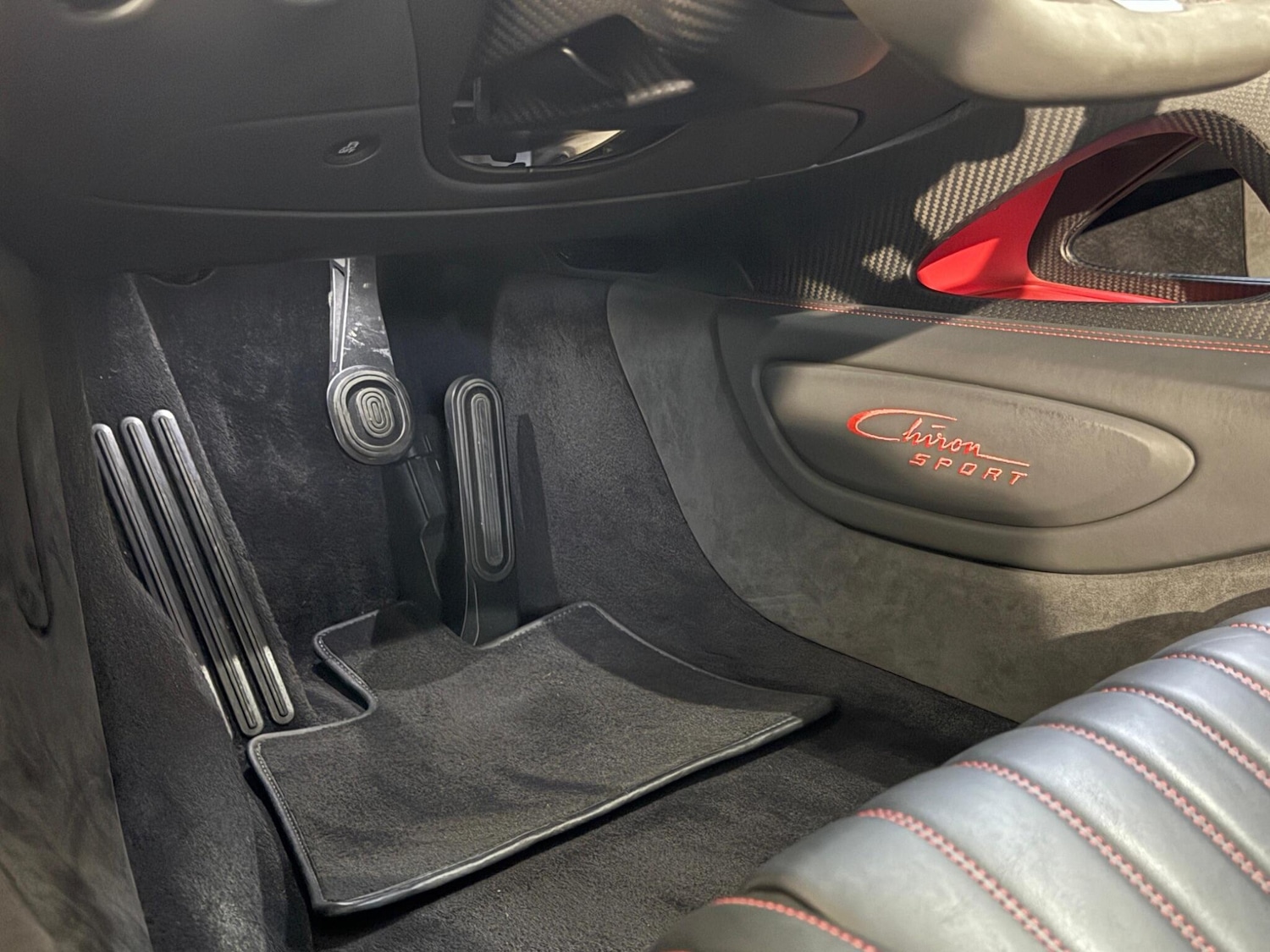 Used Bugatti Chiron for sale - 76476425: Photo 15