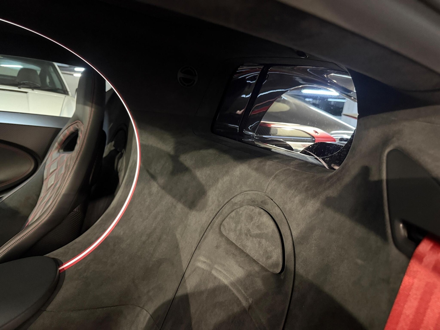 Used Bugatti Chiron for sale - 76476425: Photo 17