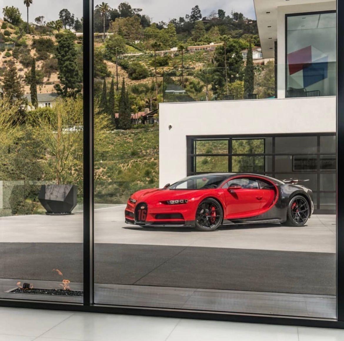 Used Bugatti Chiron for sale - 76476425: Photo 21