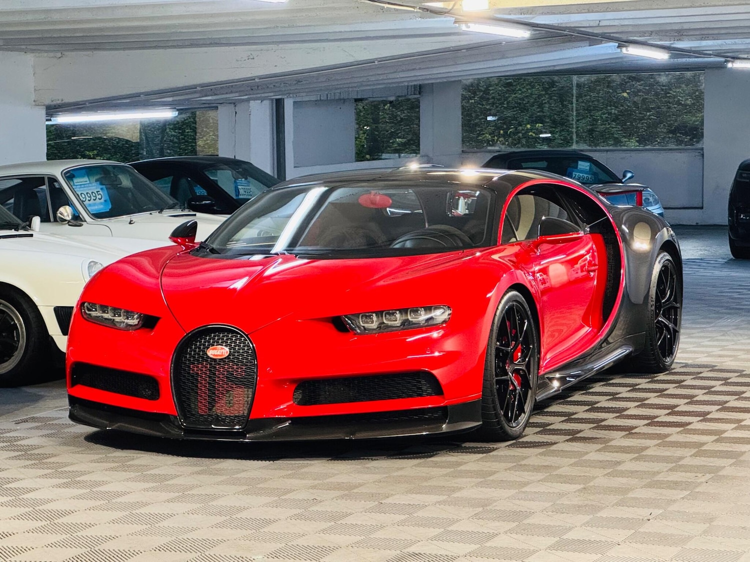 Used Bugatti Chiron for sale - 76476425: Photo 6