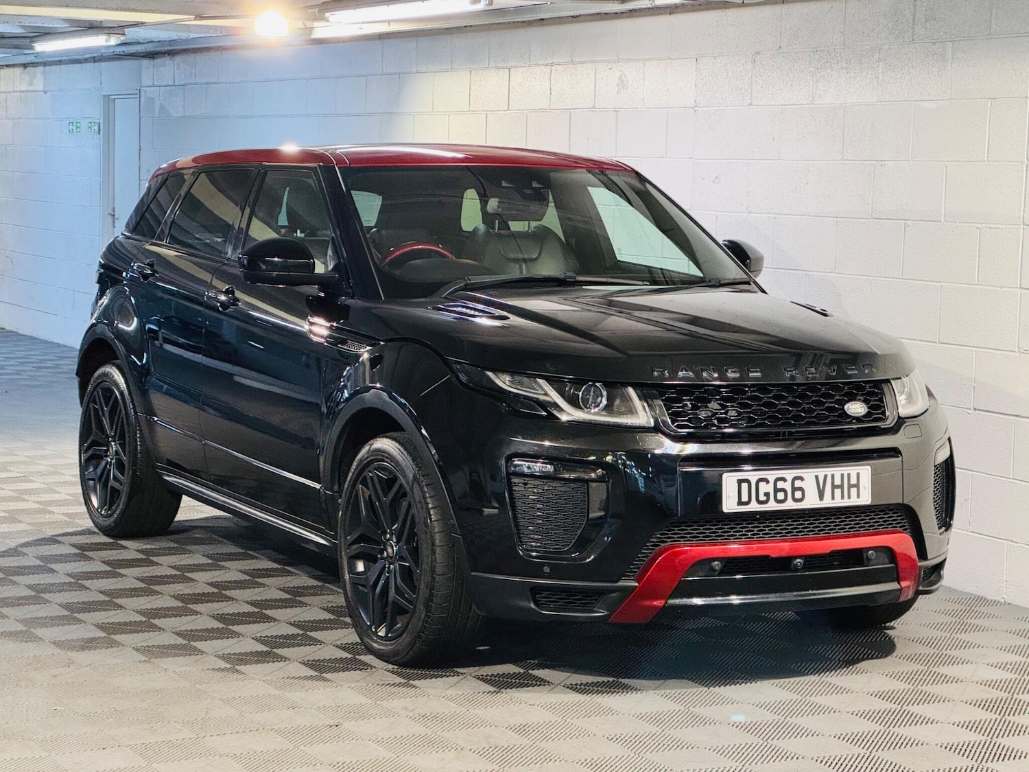 Used Land Rover Range Rover Evoque 2016 for sale - 76632648: Photo 1