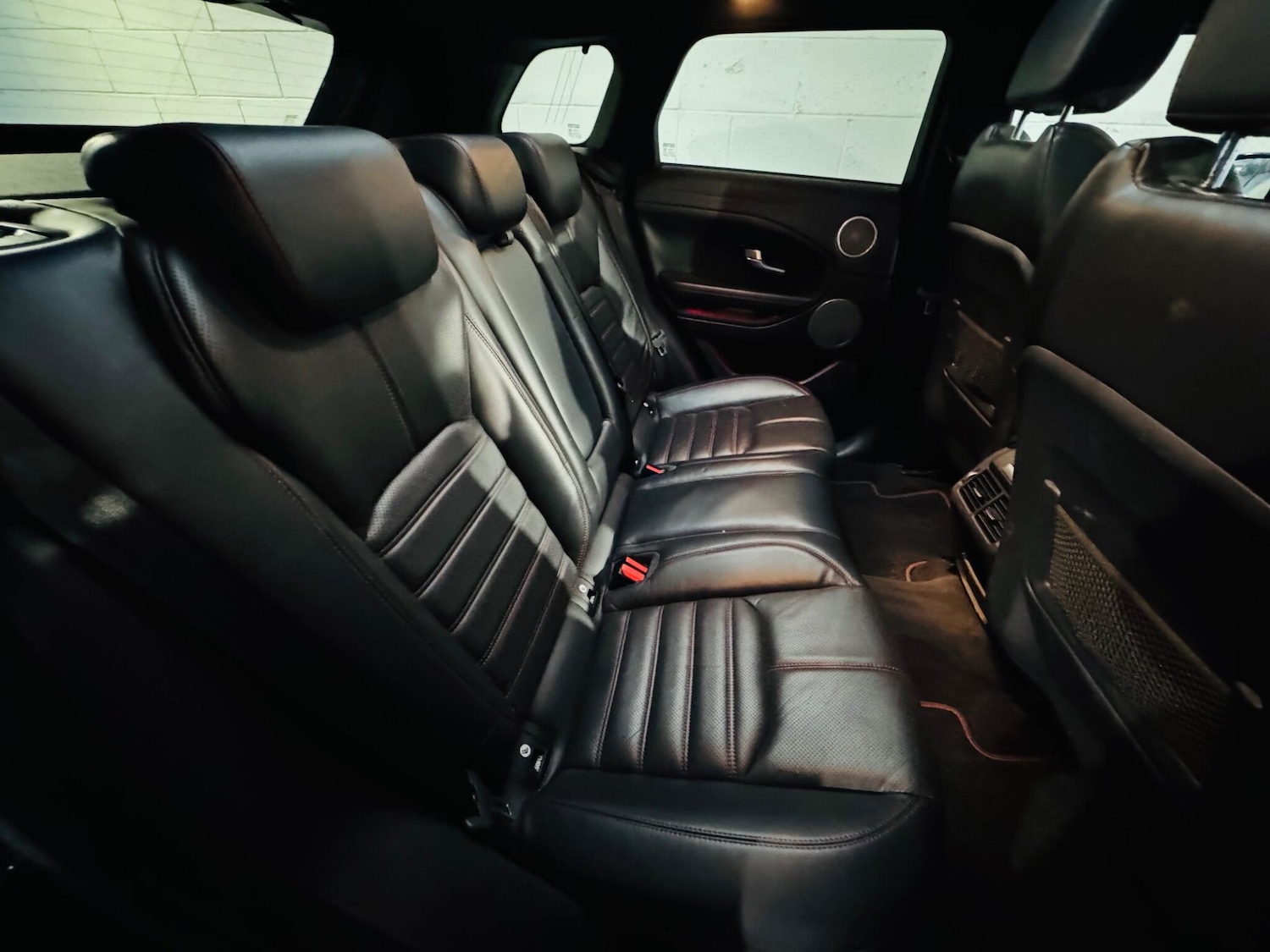 Used Land Rover Range Rover Evoque 2016 for sale - 76632648: Photo 11