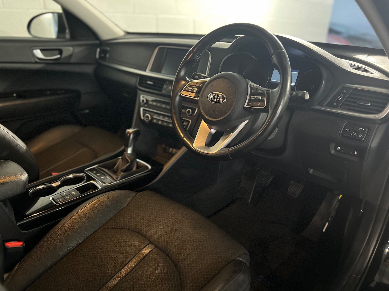 Used Kia Optima 2018 for sale - 76992966: Photo 8