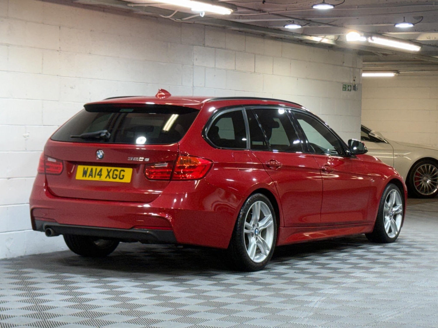 Used BMW 3 Series 2014 for sale - 77722994: Photo 4