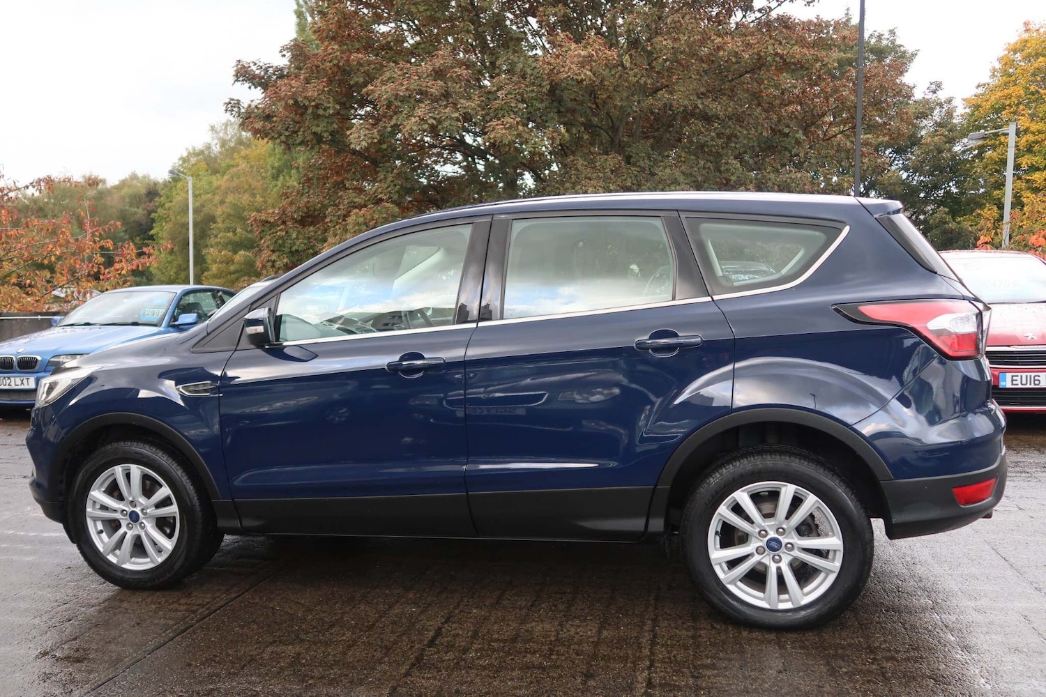 Used Ford Kuga 2017 for sale - 76988208: Photo 2
