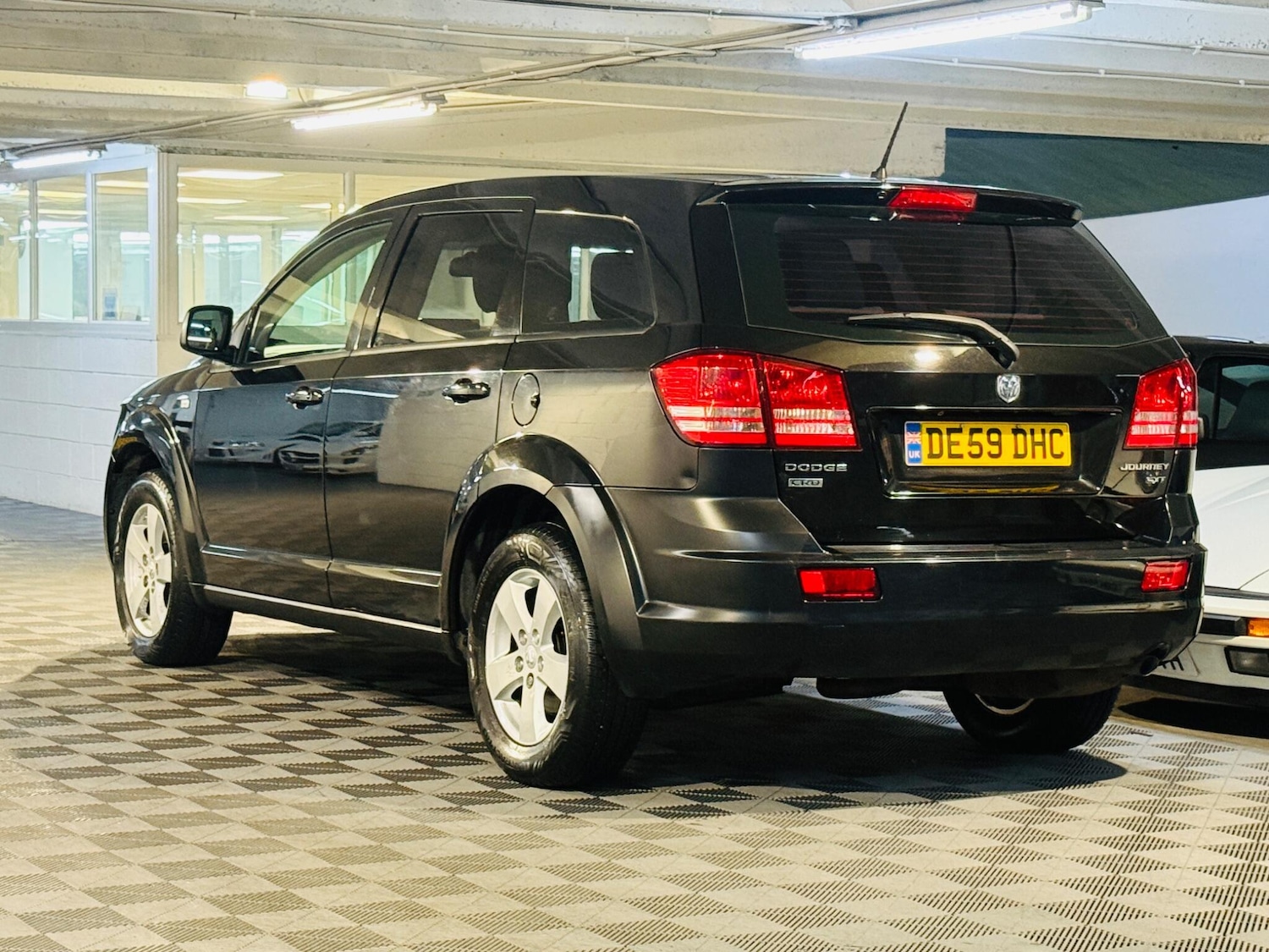 Used Dodge Journey 2009 for sale - 76472432: Photo 3