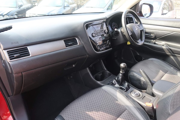 Used Mitsubishi Outlander 2015 for sale - 73133302: Photo 10