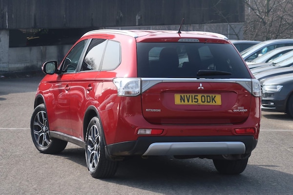 Used Mitsubishi Outlander 2015 for sale - 73133302: Photo 3