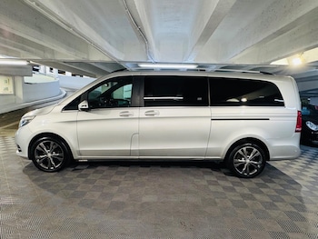 Used Mercedes-Benz V-Class 2017 for sale - 75789512: Photo