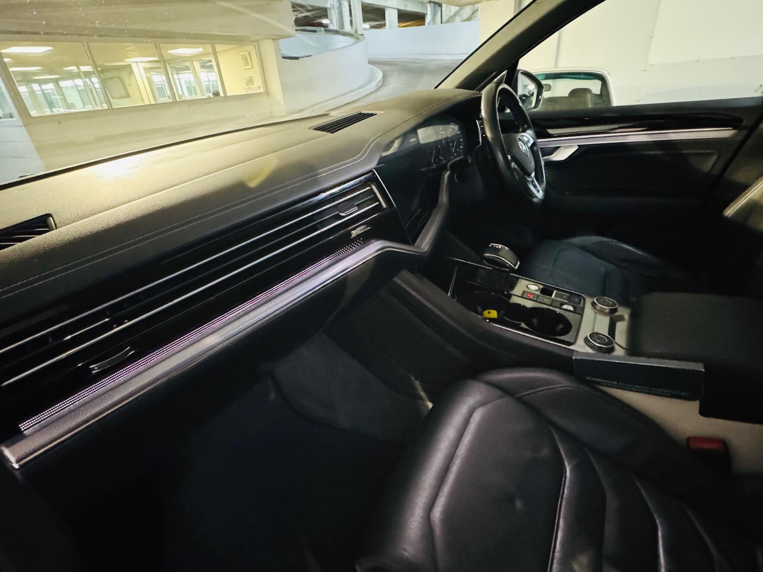 Used Volkswagen Touareg 2020 for sale - 77074819: Photo 10