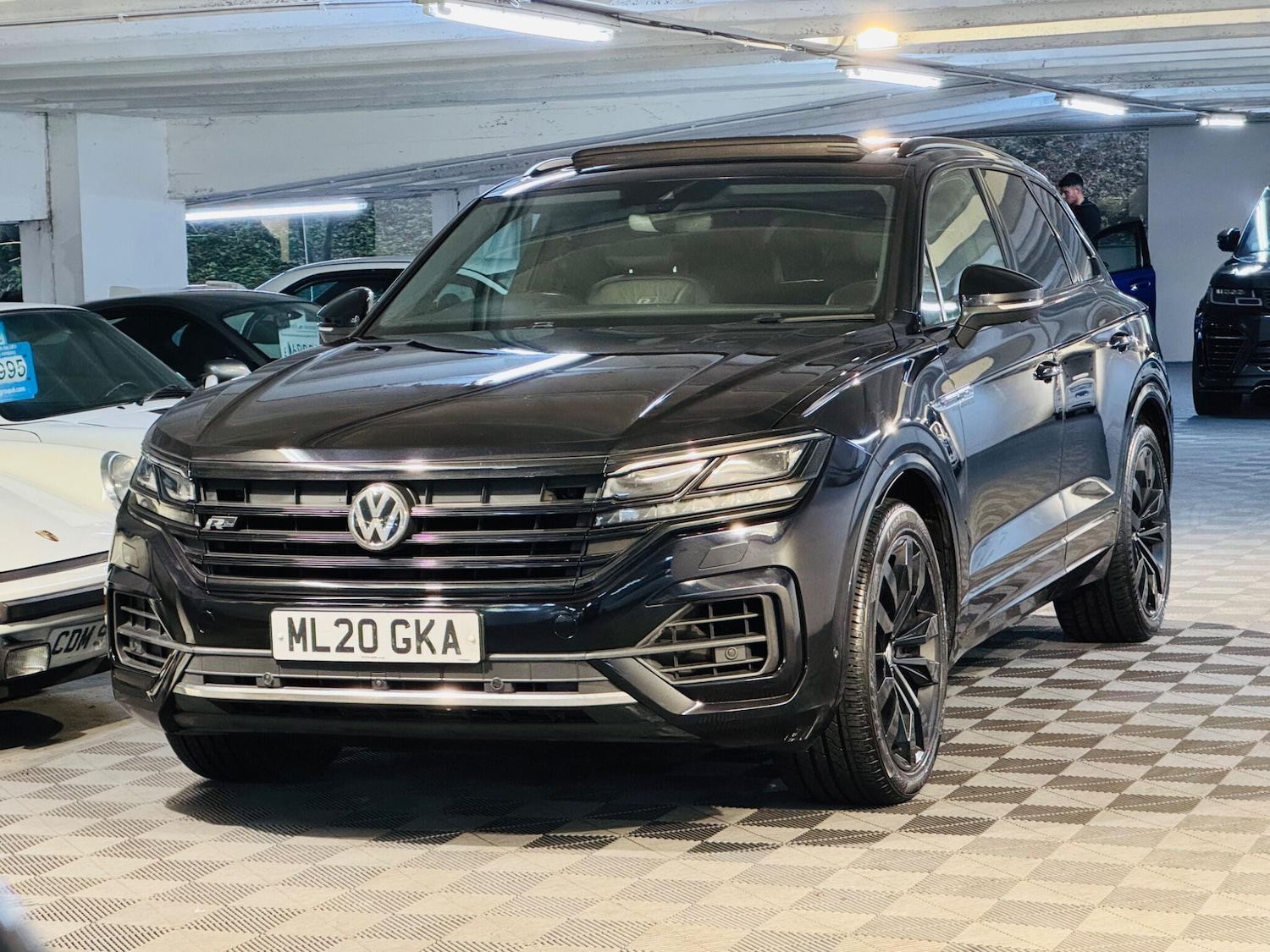 Used Volkswagen Touareg 2020 for sale - 77074819: Photo 6