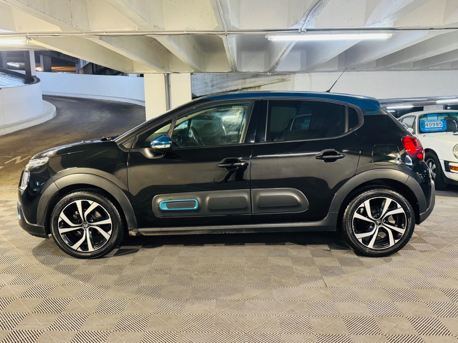 Used Citroen C3 for sale - 76997334: Photo 2